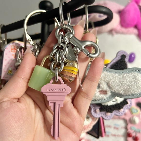 Coach Bag Charm Heart • Coach Heart Keychain • Coach Lock Keychain - Picture 2 of 2